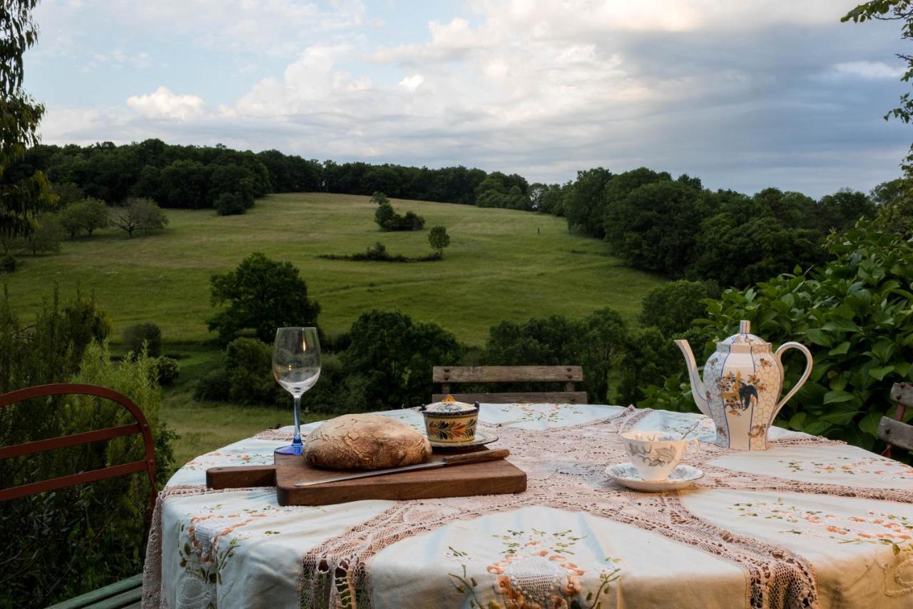 Le Bourmier Anlhiac Near Excideuil Villa Exteriör bild